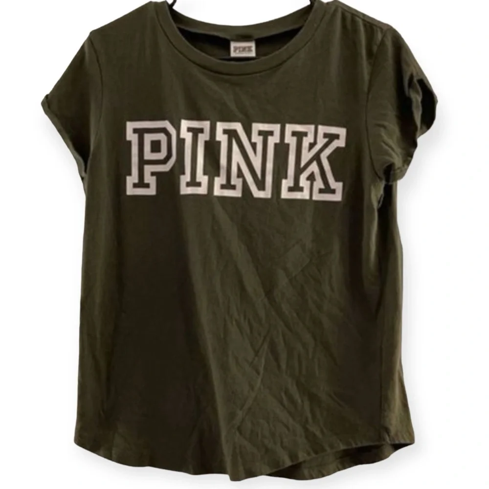 Pink Women’s T-shirt Size M‎